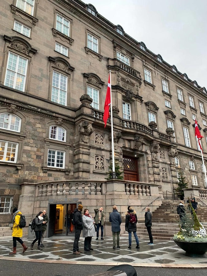 “VISI VAR” PIEDALĀS STARPTAUTISKĀ PROJEKTĀ “ATŠĶETINĀT RĪTDIENU”KOPENHĀGENĀ