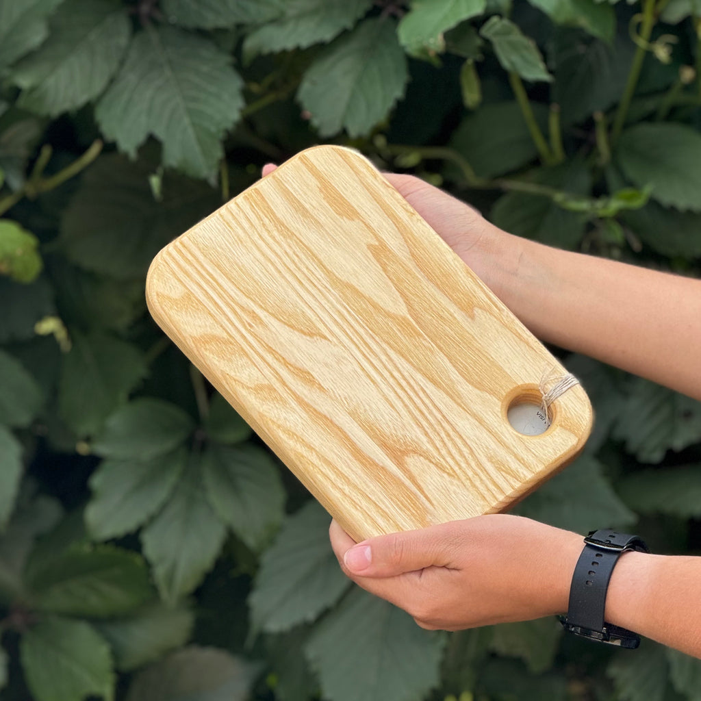 MAZAIS KOKA DĒLĪTIS