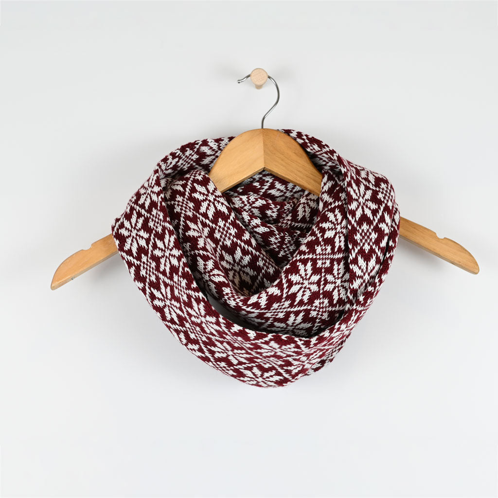 KNITTED SCARF WITH LATVIAN PATTERNS NO.4